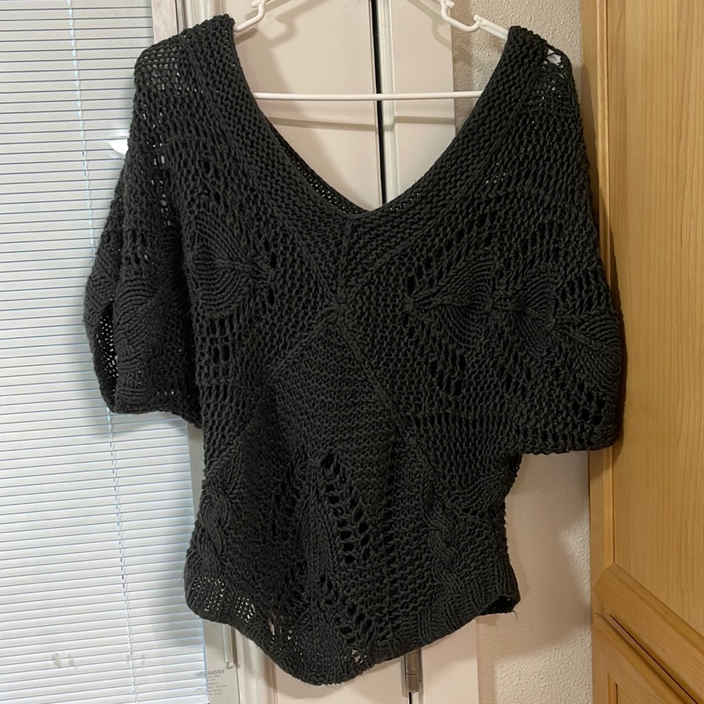 Forever 21 Crotchet Top. Medium.